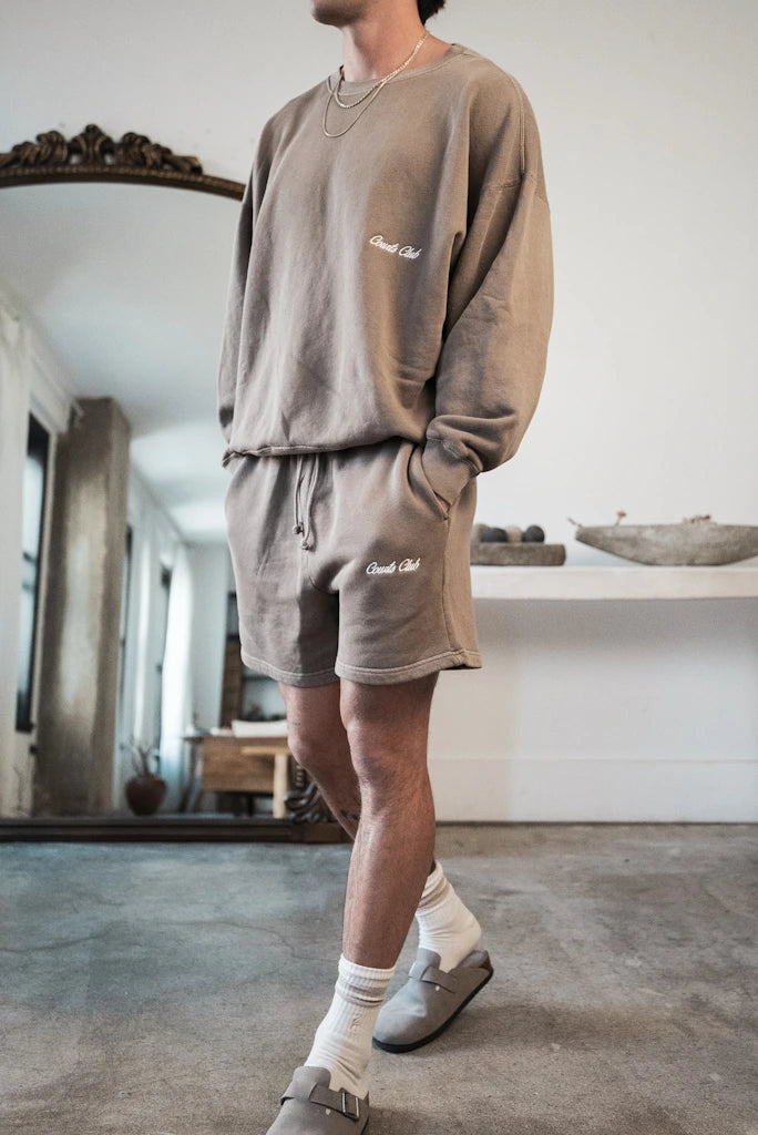 Classic Crewneck (vintage brown)