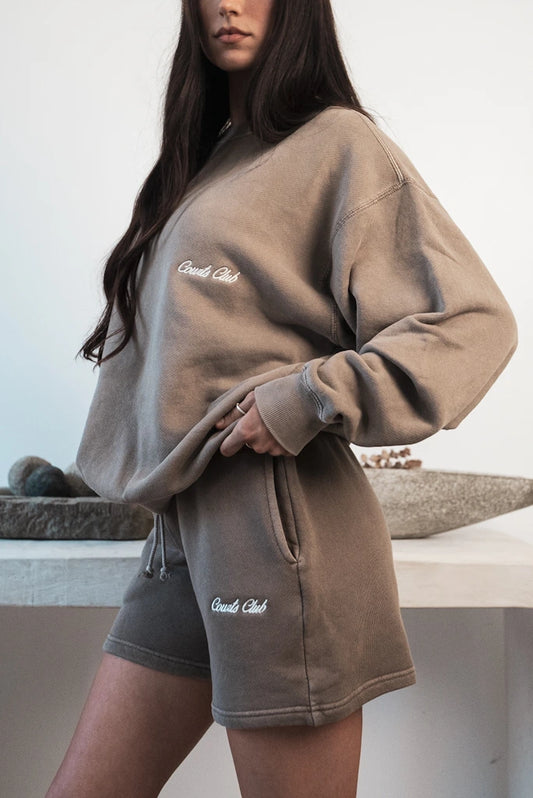Classic Crewneck (vintage brown)